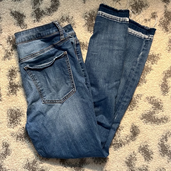 SO Ultimate Highrise Jegging Exposed Button Fly 26” waist - Picture 3 of 5